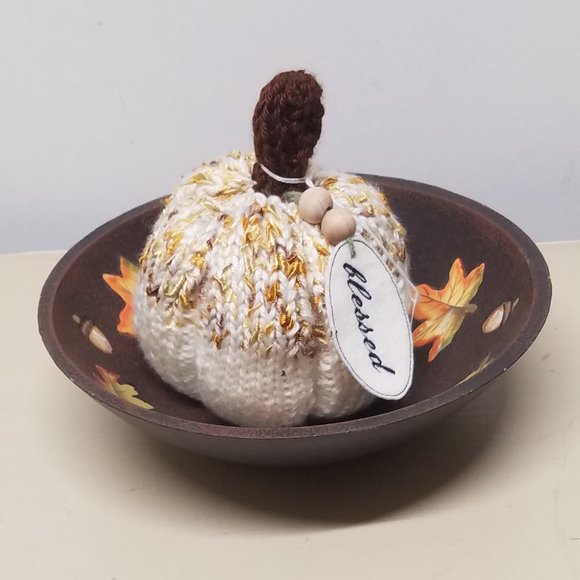 Hand Painted Acorn & Fall Leaves Wooden Bowl - Picture 2 of 7